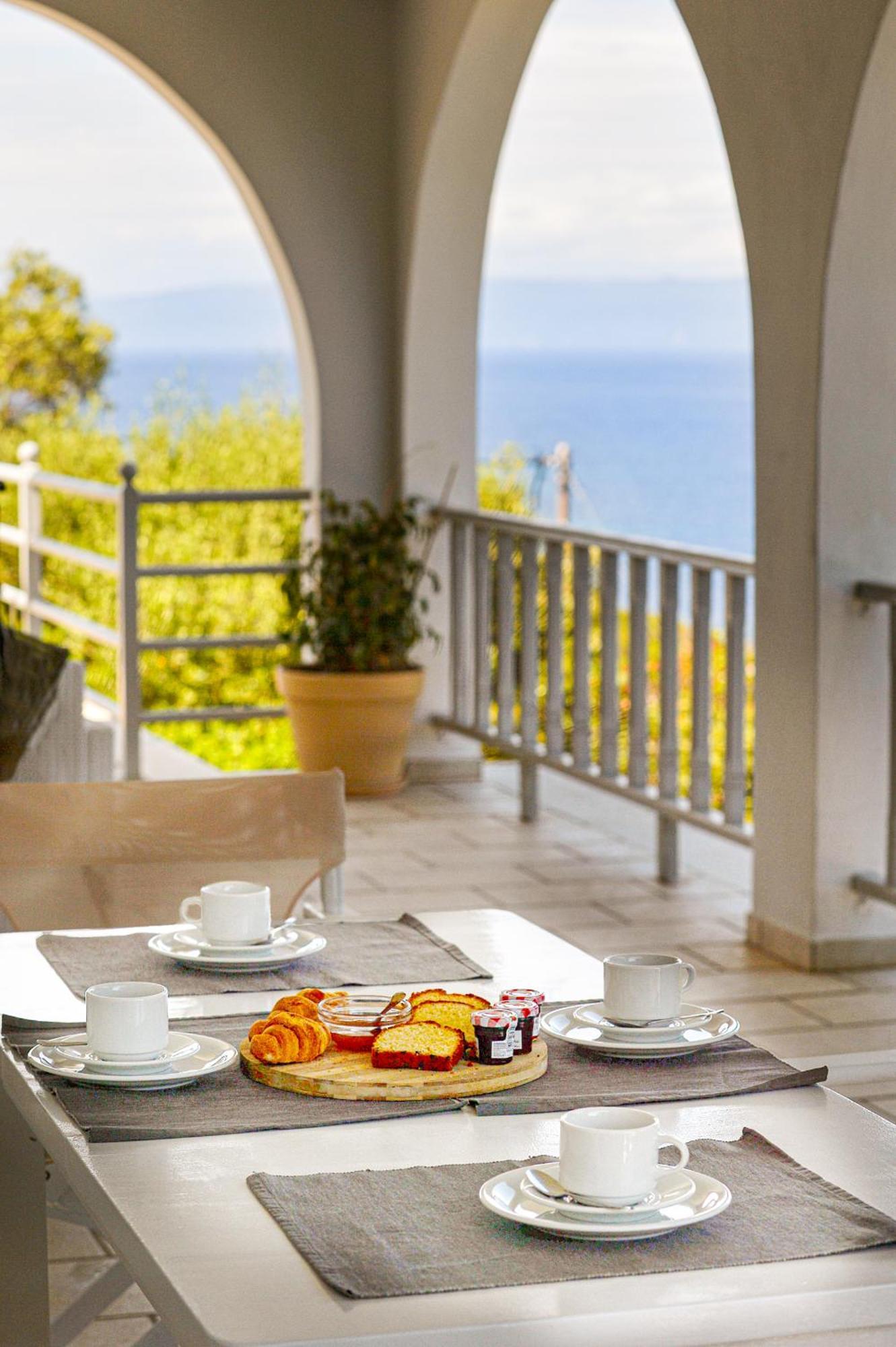 Porto Ozias Lioniskari Seaviews - Paxoi'S Private Pool Oasisヴィラ エクステリア 写真