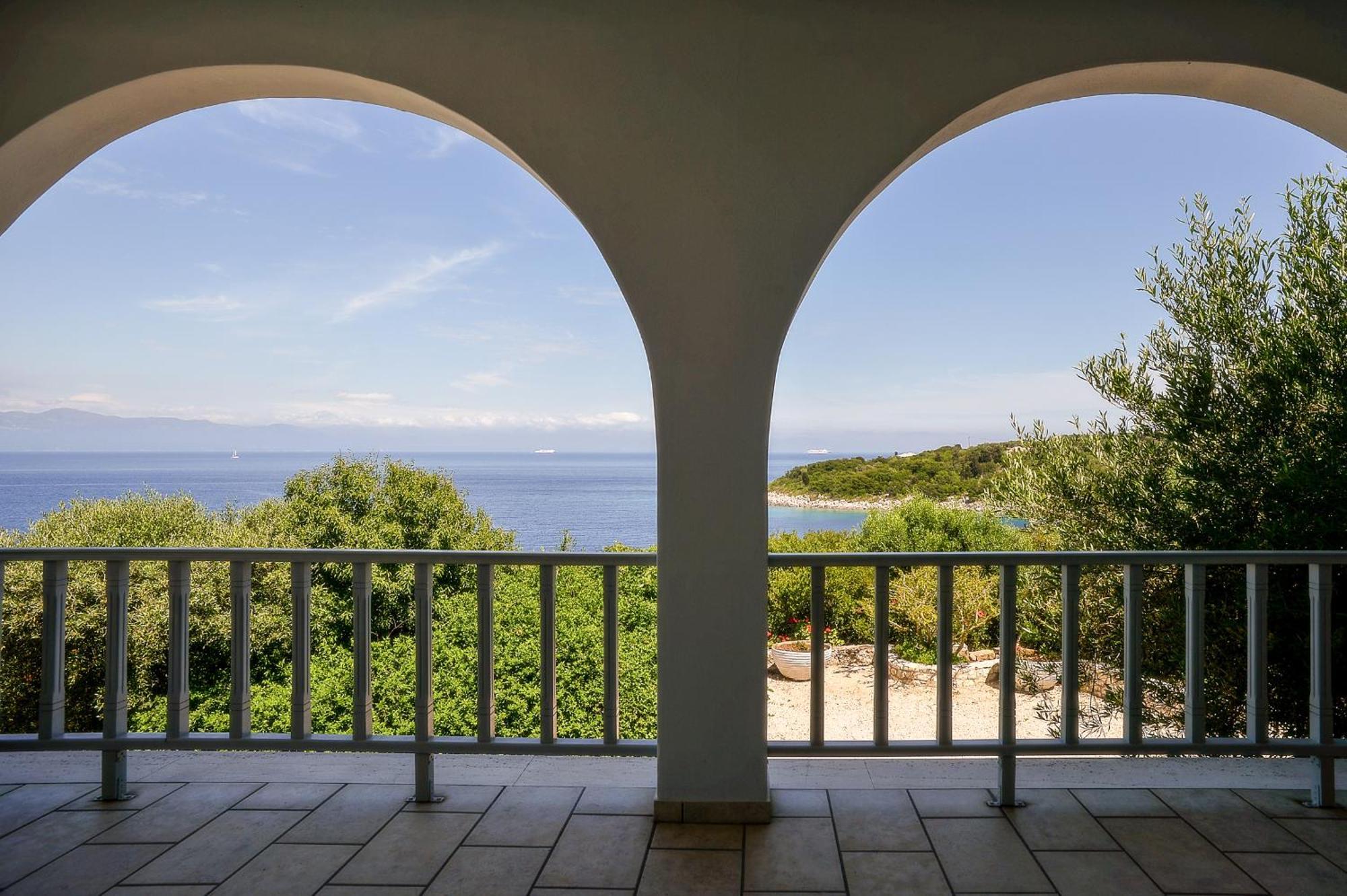 Porto Ozias Lioniskari Seaviews - Paxoi'S Private Pool Oasisヴィラ エクステリア 写真